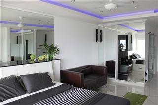 Studio with Sea View for sale - Condominium - Pattaya Central - 